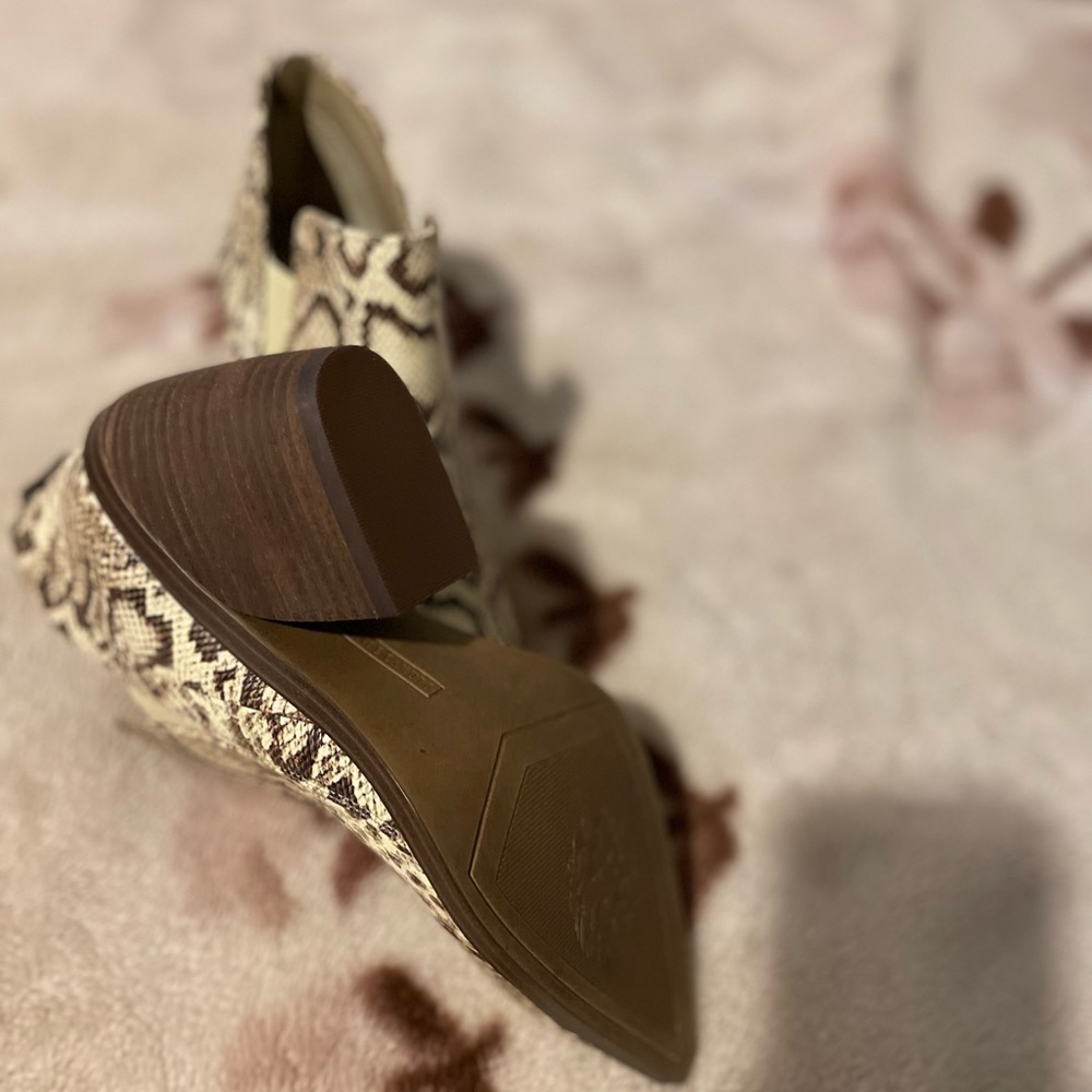 Women’s Bootie Vince Camuto - image 6